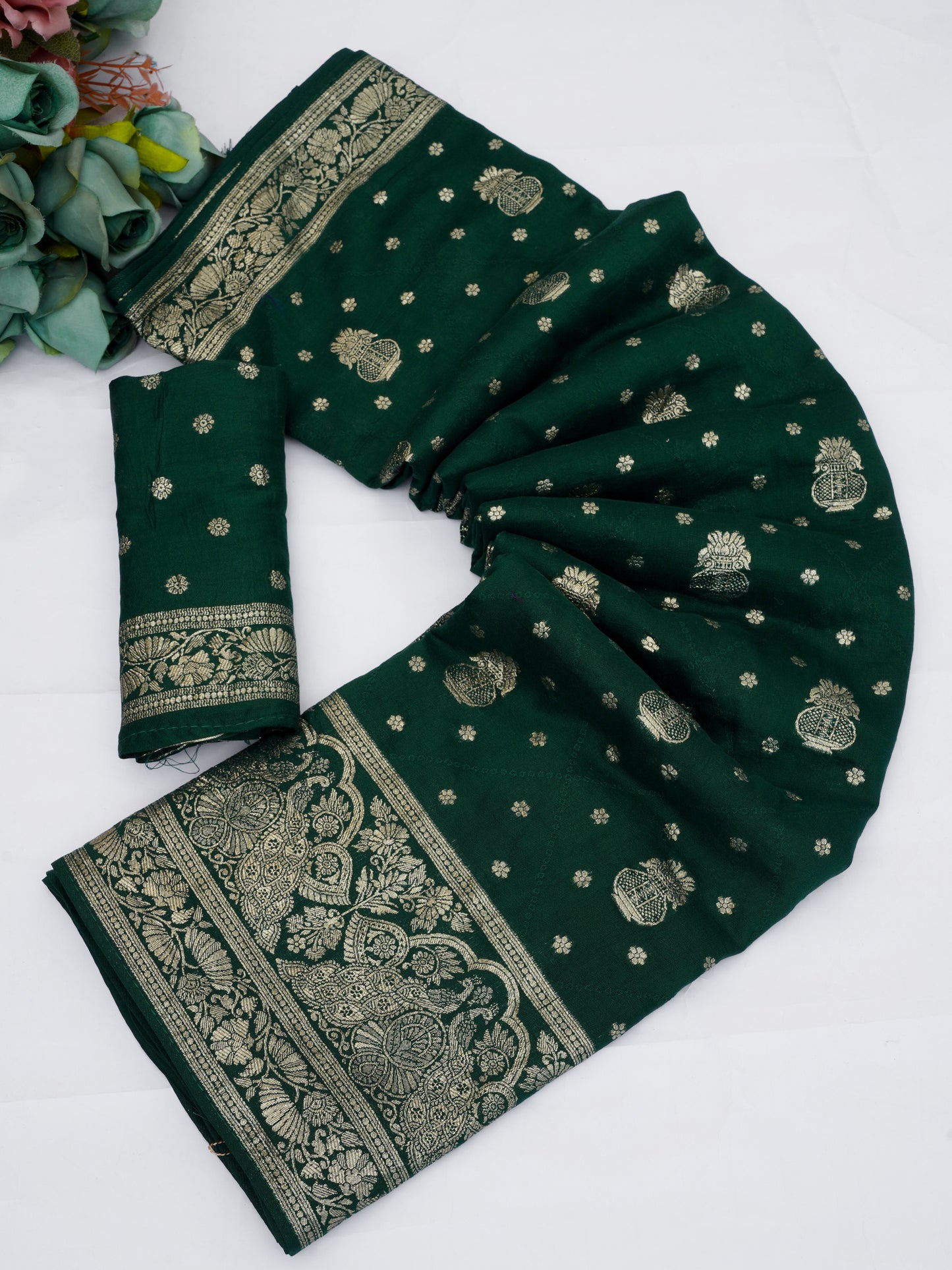 Royal Mehndi Green Jacquard Saree with Golden Zari Weaving